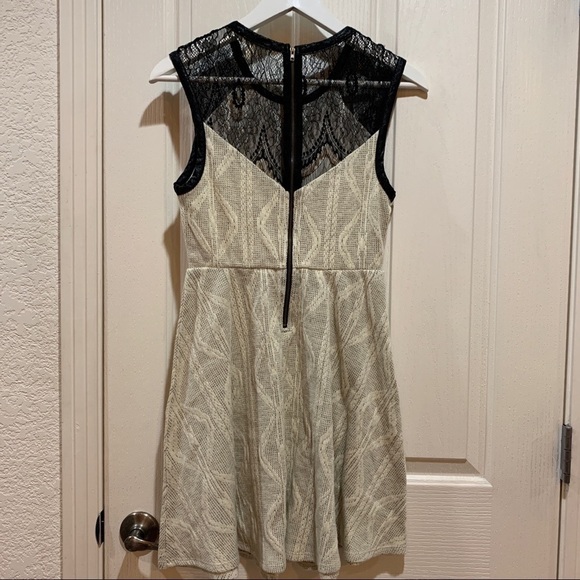 MONTEAU Sleeveless Dress Ivory Black Small EUC - Picture 4 of 8